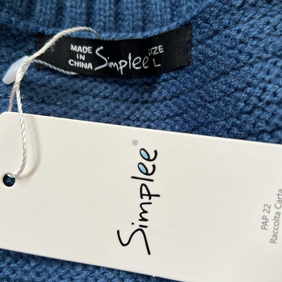 Simplee - pretty blue acrylic sweater NWT sz L - Picture 8 of 8